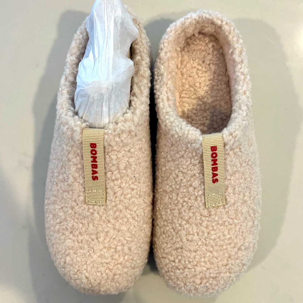 New Bombas Sherpa Slippers SZ 5 womens